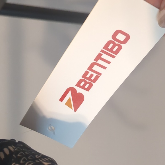 New women's scarf - Picture 4 of 4